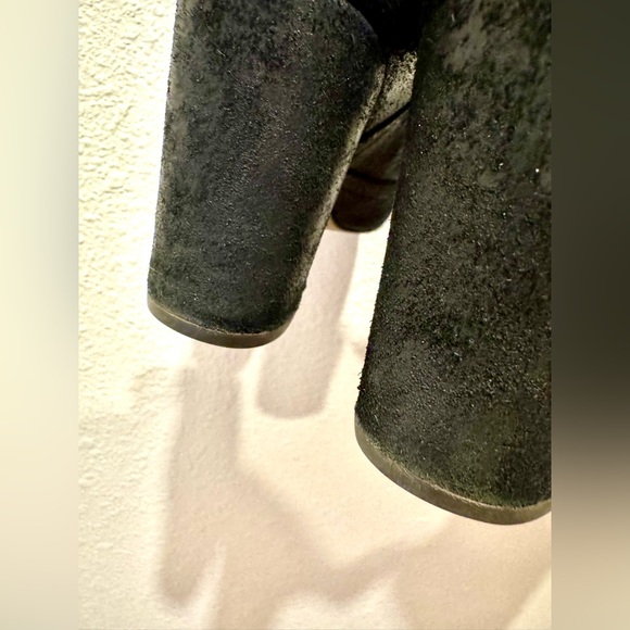 Chanel black suede booties - Picture 8 of 16